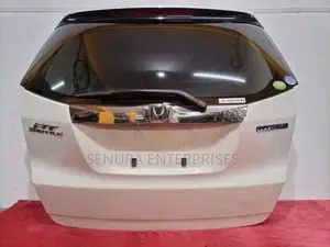 Honda Fit Shuttle Gp2 Complete Dicky Door