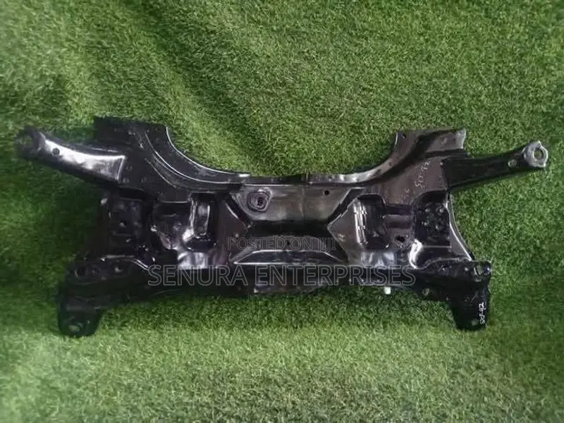 Toyota Belta SCP92 Engine Bed