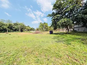 Facing Paddy filed 265 P Land Sale at Battaramulla