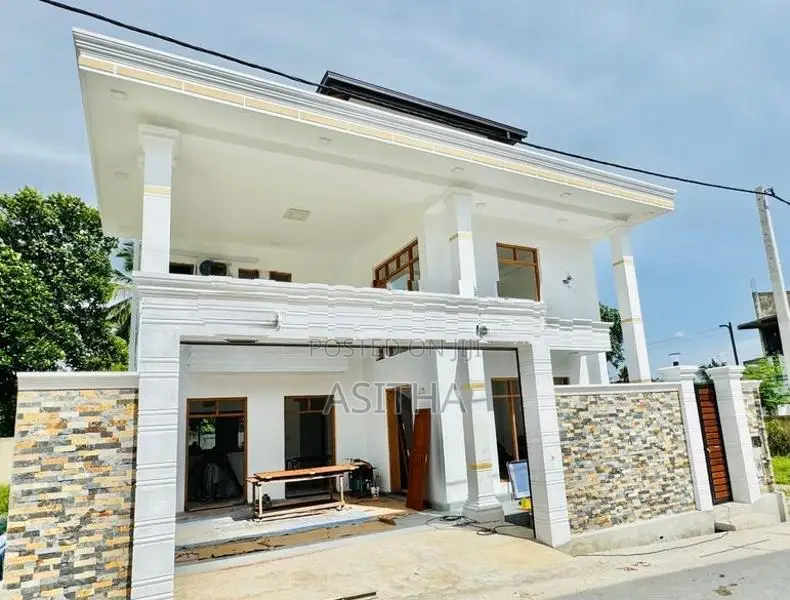 New House Boralesgamuwa Sale