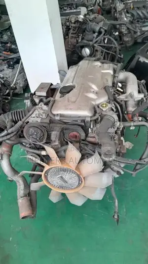 Mitsubishi Canter 4M42 Engine