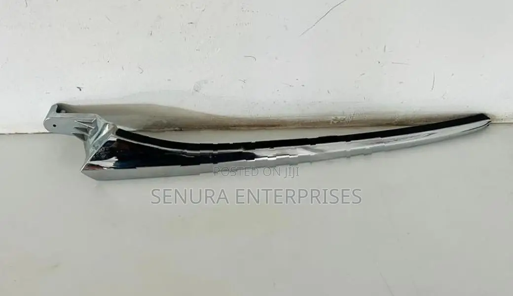 Honda Fit Shuttle Gp7 Head Light Garnish L/h