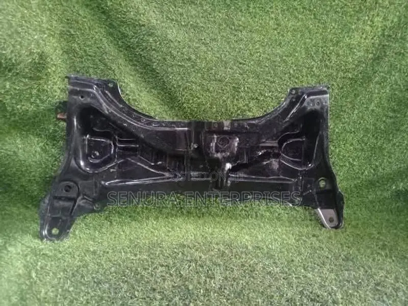 Toyota Belta SCP92 Engine Bed