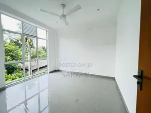 Beautiful Brand New House In Athurugiriya