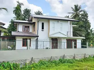 Luxury 2 Story House for Sale in Homagama