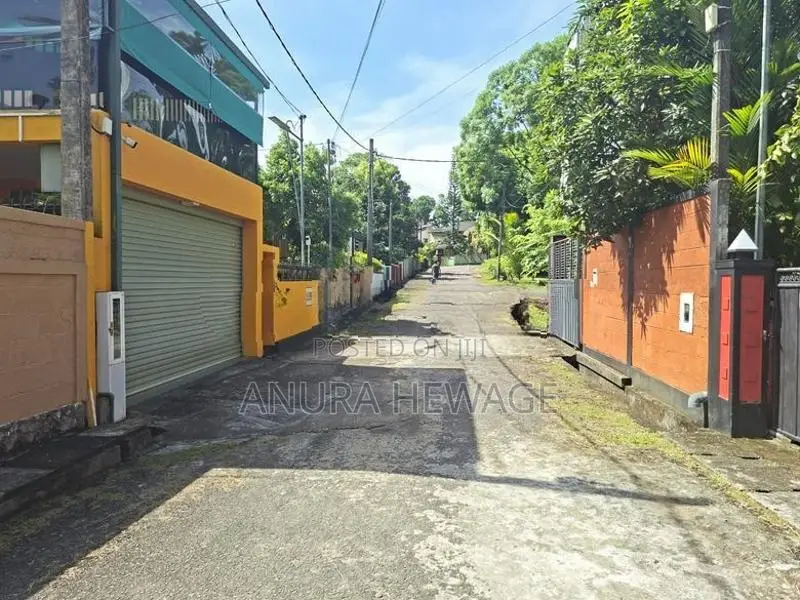 අතුරුගිරිය, මිලේනියම් සිටි හි ඉඩමක් විකිණීමට ඇත. (ID:ATHU027S)