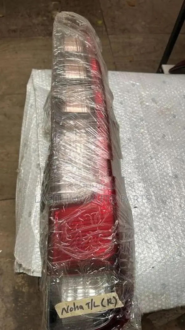 Toyota Noah Tail Lamp