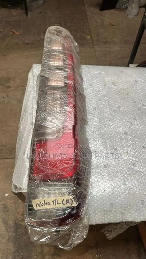 Toyota Noah Tail Lamp
