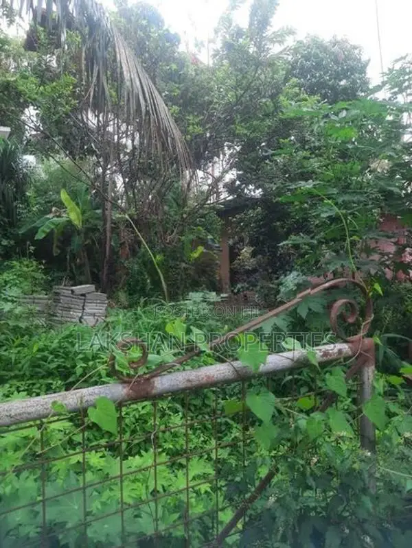 Land For Sale In Boralesgamuwa Lake Road