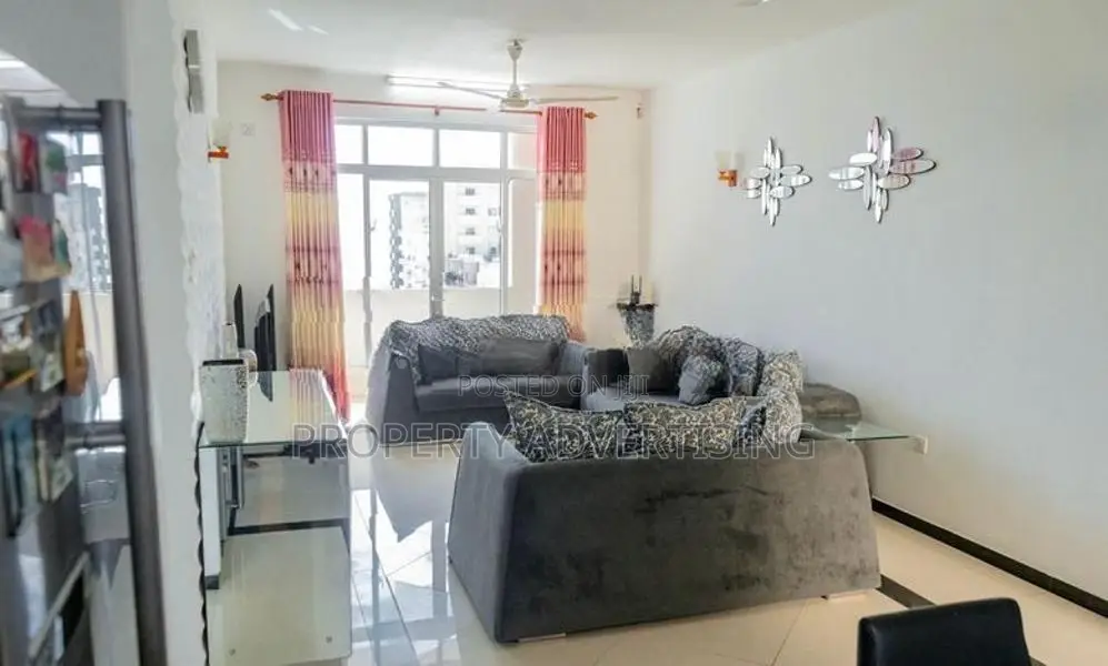 Apartment for sale in wellawatta - Colombo 06