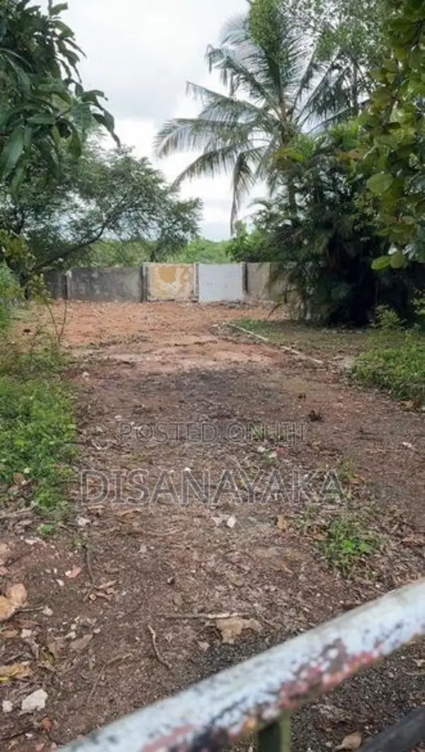 super land for sale in madiwela
