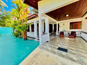 19 Perches Land With A Spacious 4 BR Single Story House Sale Negombo