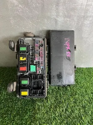 Npr85 fuse box