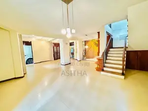 දෙමහල් නිවස සොලා විදුලිය සහිත Boralesgamuwa
