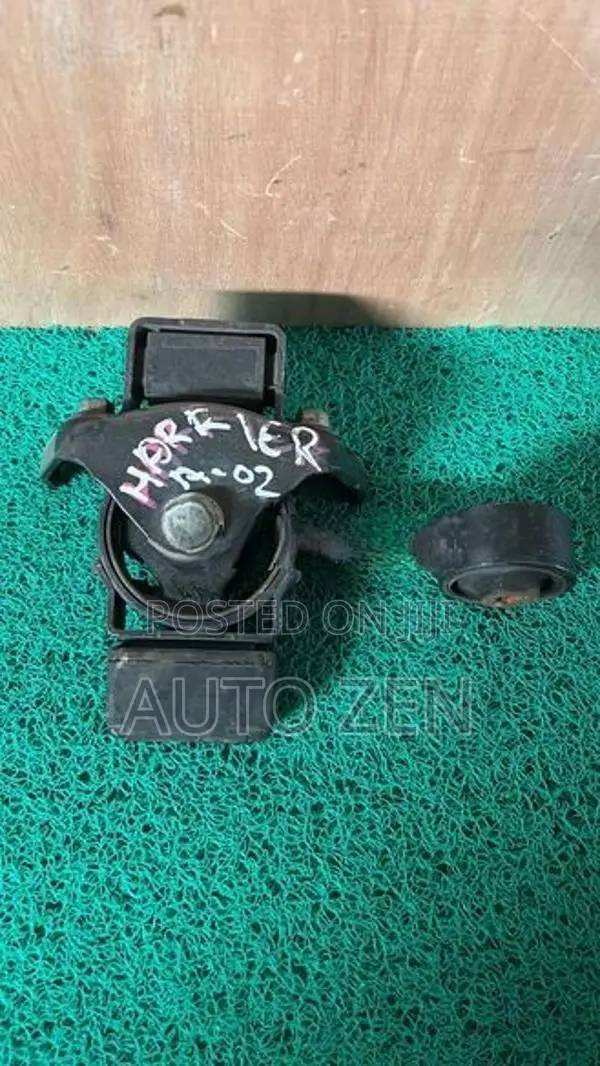 Harrier 2008 Engine Mount