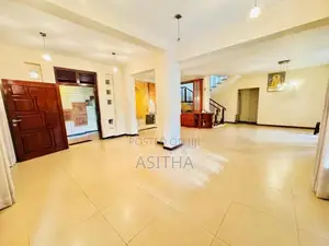 දෙමහල් නිවස සොලා විදුලිය සහිත Boralesgamuwa