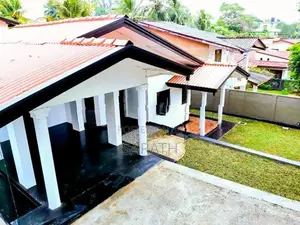 18.5 P With House Sale Athurugiriya
