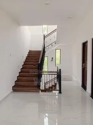Super Luxury Brand New Three Storey House for Sale In polgasowita