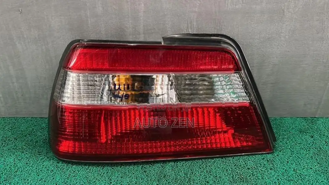 U14 Tail Light