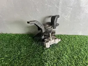 Prius 30 Engine Mount