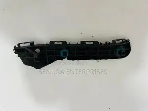 Toyota Aqua NHP10 Rear Buffer Retainer R/H