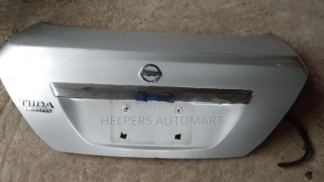 nissan Tiida Sc11 Dickey Door