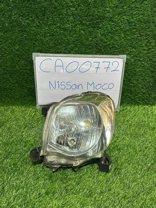 Nissan MOCO Head Lamp