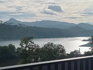 Kandy Victoria Reservoirs luxury Holiday villas