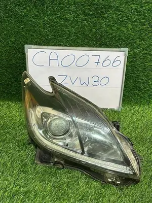 Toyota Prius (ZVW30/ DOWN LED) Head Lamp
