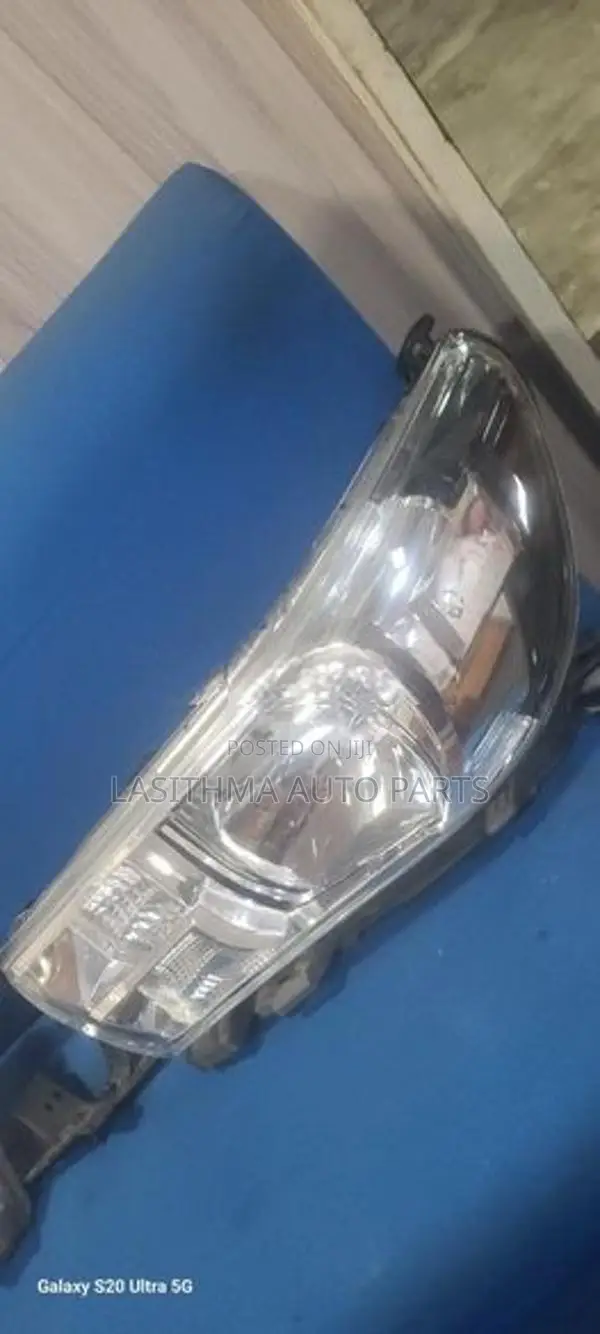 Hilux Revo Normal Head Lamp