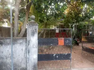 Land with Old House for Sale Battaramulla Ds1045