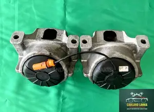 Audi A4 B8 2011 Engine Mount