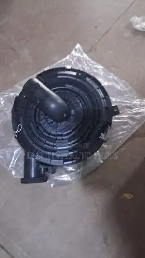 Hilux Air Cleaner