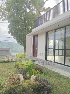 Kandy Victoria Reservoirs luxury Holiday villas