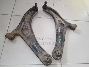 Toyota Vios/SCP10 Lower Arm Set