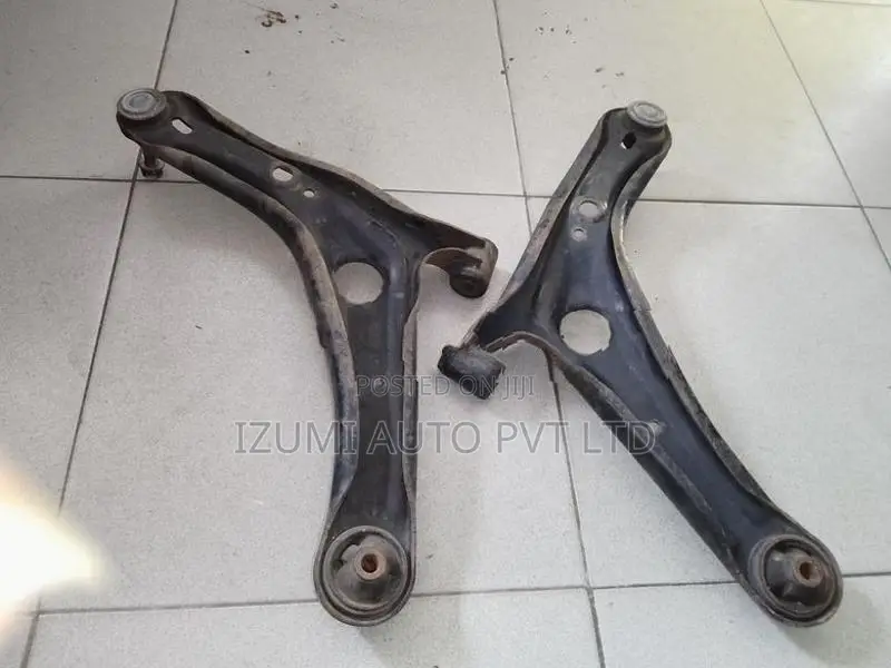 Toyota Vios/SCP10 Lower Arm Set