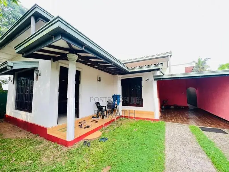 Spacious House Sale Malabe