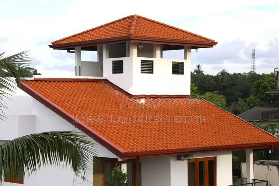 5Bed House for Sale in Kahathuduwa (SP897)