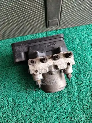 Honda Civic FD1 ABS Unit