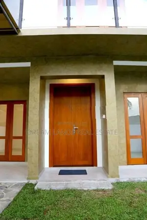 5Bed House for Sale in Kahathuduwa (SP897)