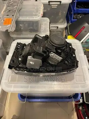 Genuine Discovery 4 Facelift 2016 XENON headlight
