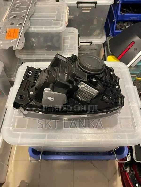 Genuine Discovery 4 Facelift 2016 XENON headlight