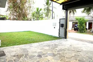 5Bed House for Sale in Kahathuduwa (SP897)