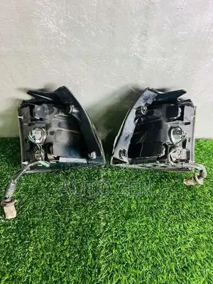 Outlander 2008 MDL Tail Light