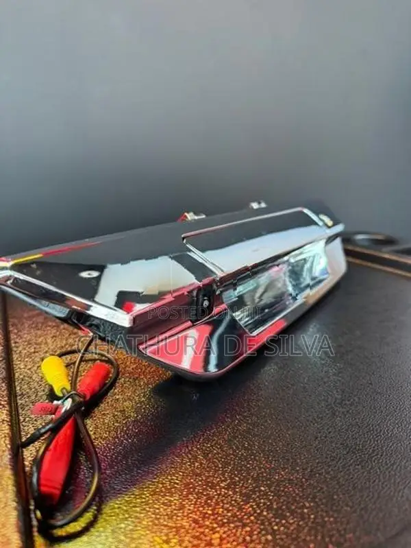 Revo Tailgate Lock & Camera