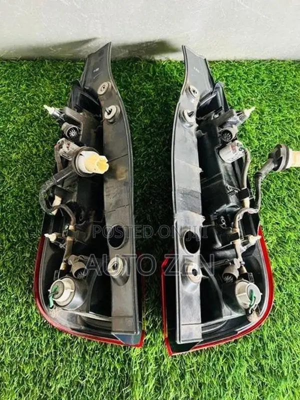 Spacia MK42 S Tail Light