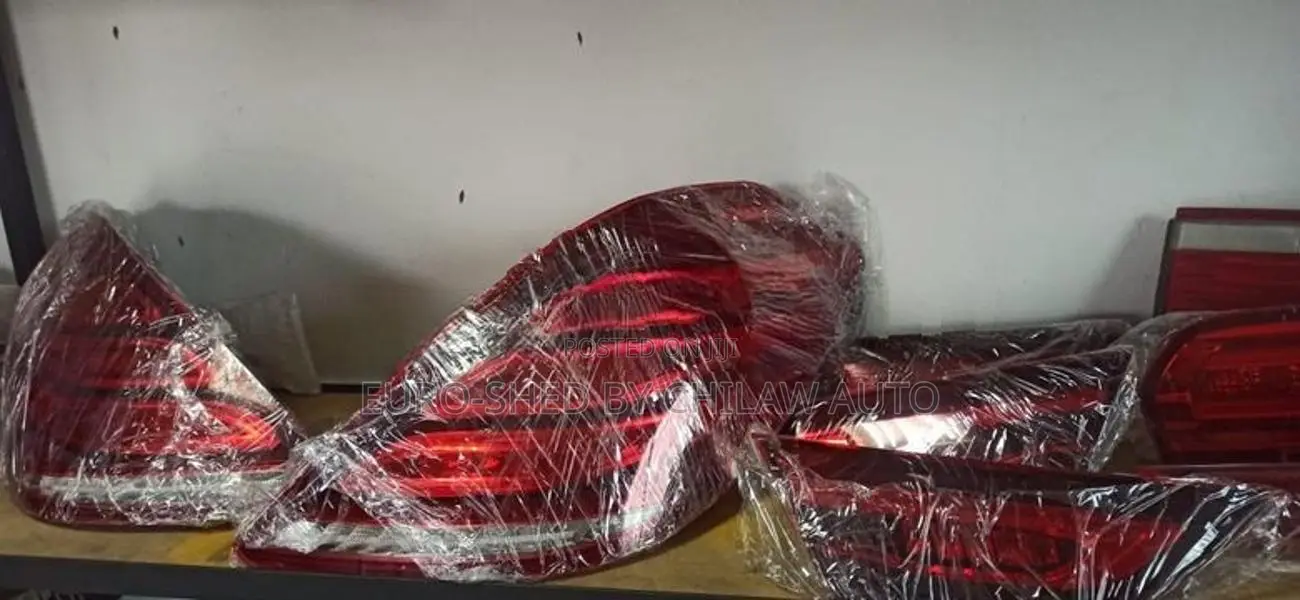 Mercedes Benz S Class Tail Light