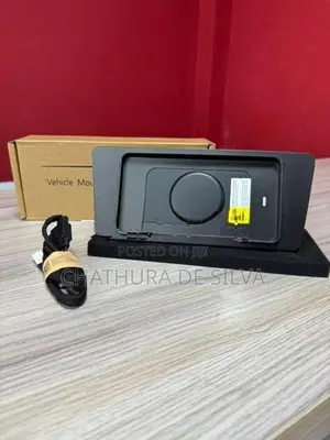 Revo Wireless iPhone Charger