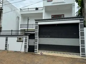අති සුඛෝපභෝගී අලංකාර සුවිසල් දෙමහල් නිවස විකිණීමට piliyandala
