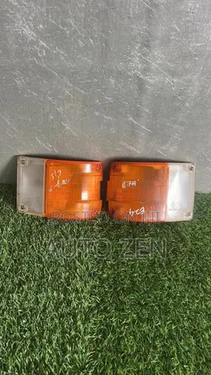 E24 Caravan Parking / Signal Light